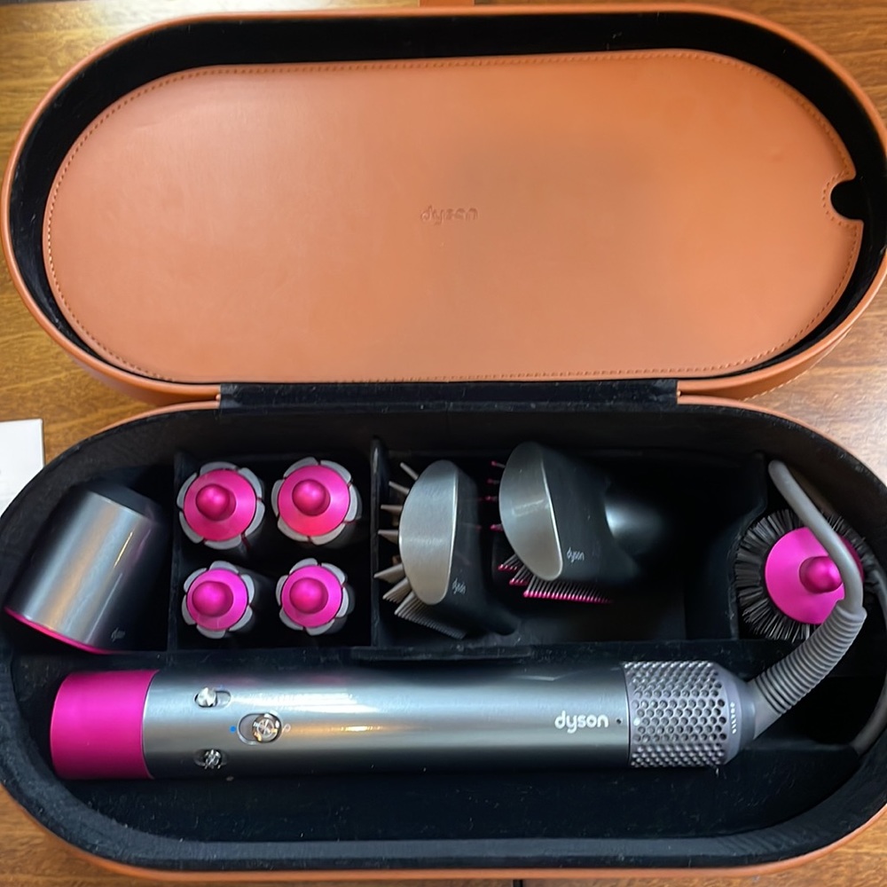 Dyson Air Wrap